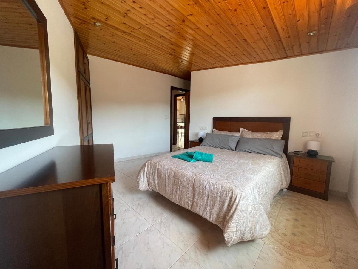 Atico Con Magnifica Terraza En *